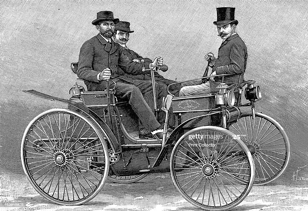 1895年 Tunbridge Wells 无马马车展,Daimler 发动机装在马车上 1895年 Tunbridge Wells 无马马车展,Daimler 发动机装在马车上